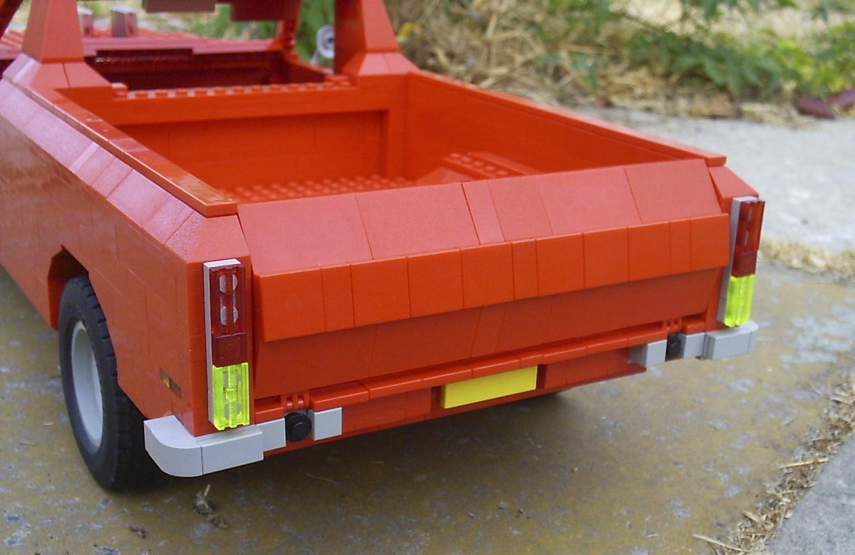 ute_tailgate_up.jpg