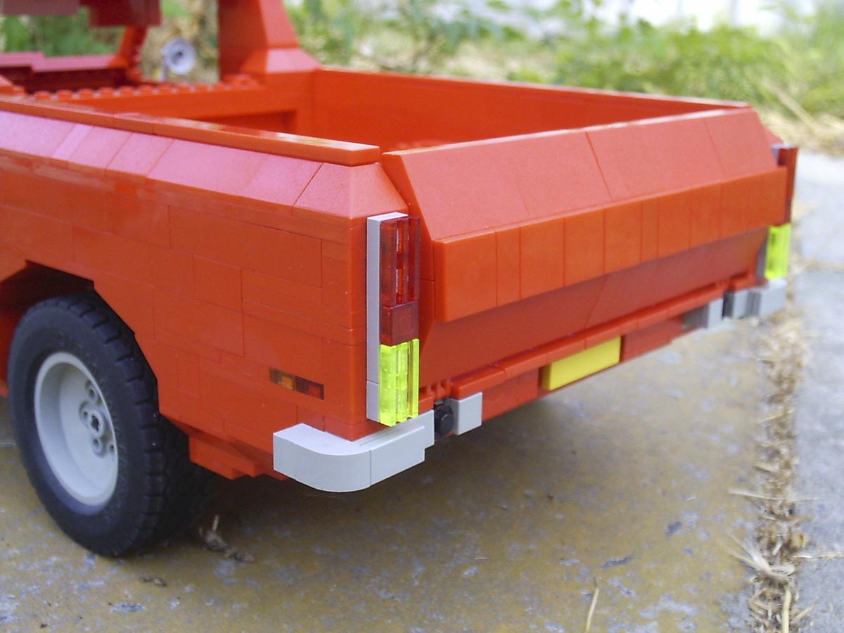 ute_tailgate_up2.jpg