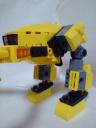 yellow_robo004.jpg