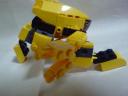 yellow_robo013.jpg