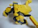 yellow_robo021.jpg