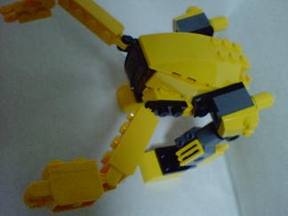 yellow_robo005.jpg