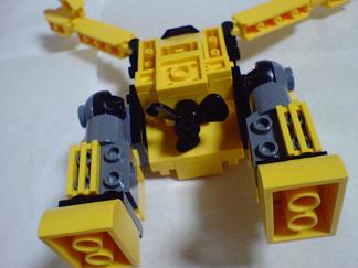 yellow_robo019.jpg