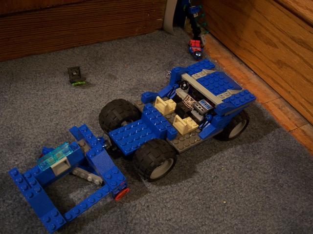 suvcrash.jpg