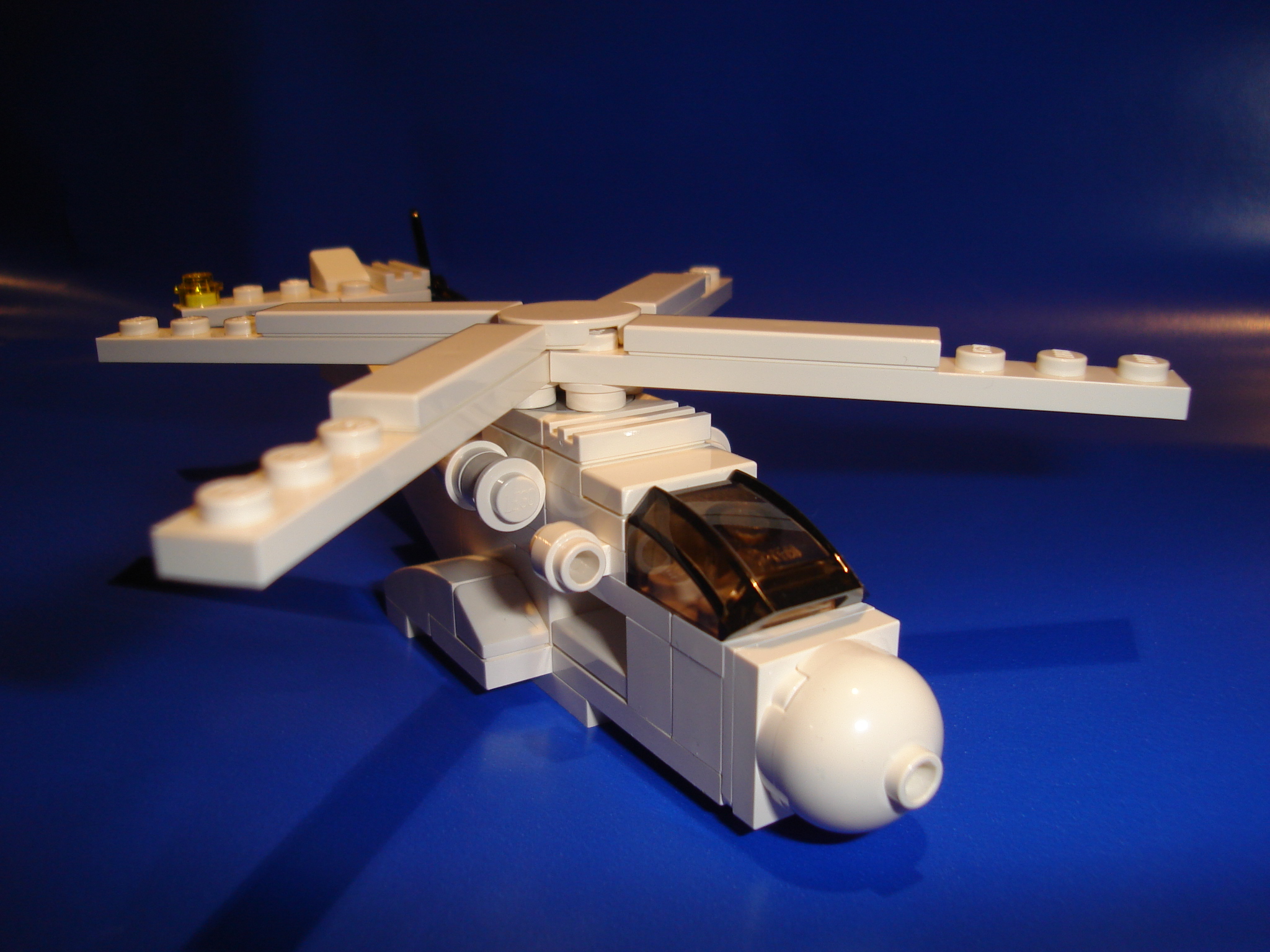 lego_4918_white_001.jpg