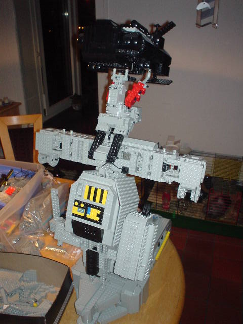behind01.jpg