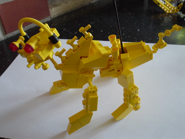 yellowbot1.jpg