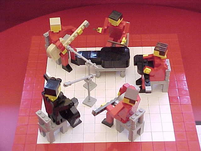 elvistop2.jpg