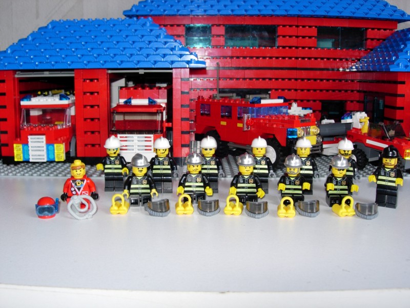 crew01.jpg