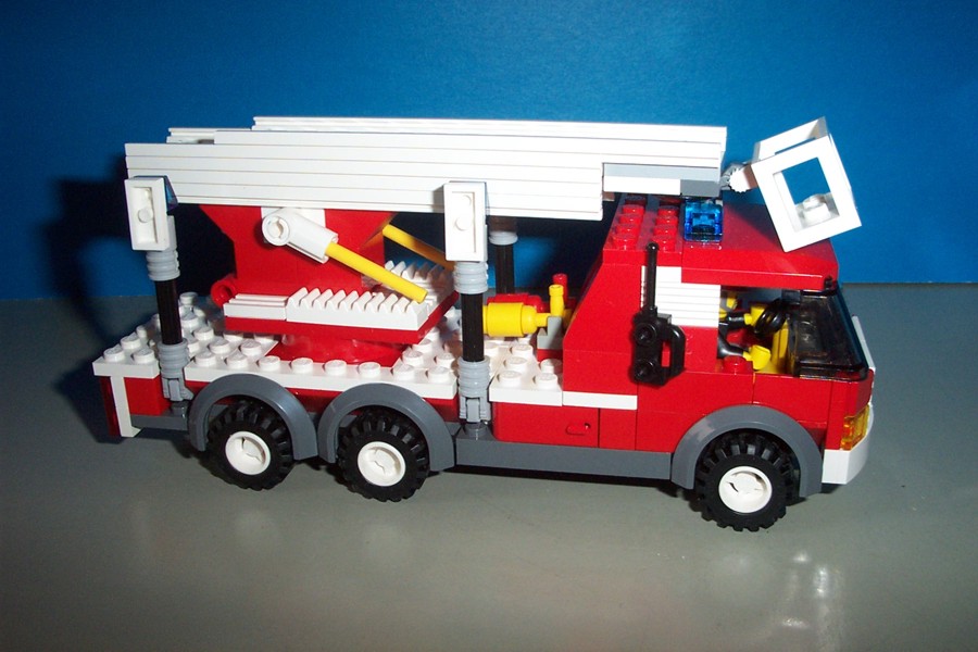 firetruck01a.jpg