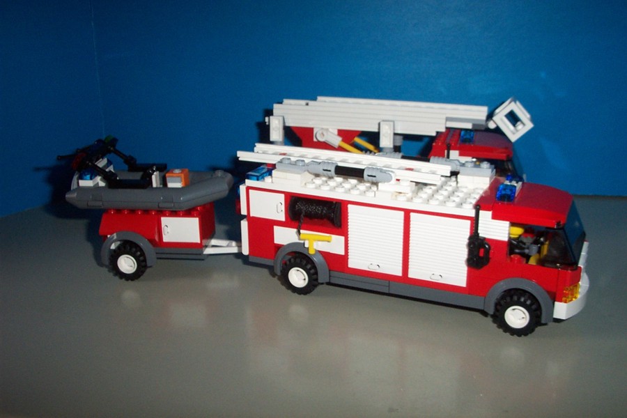 firetruck02c.jpg
