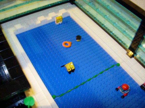 pool001.jpg