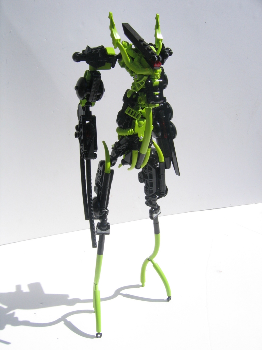jungle_mecha_001.jpg