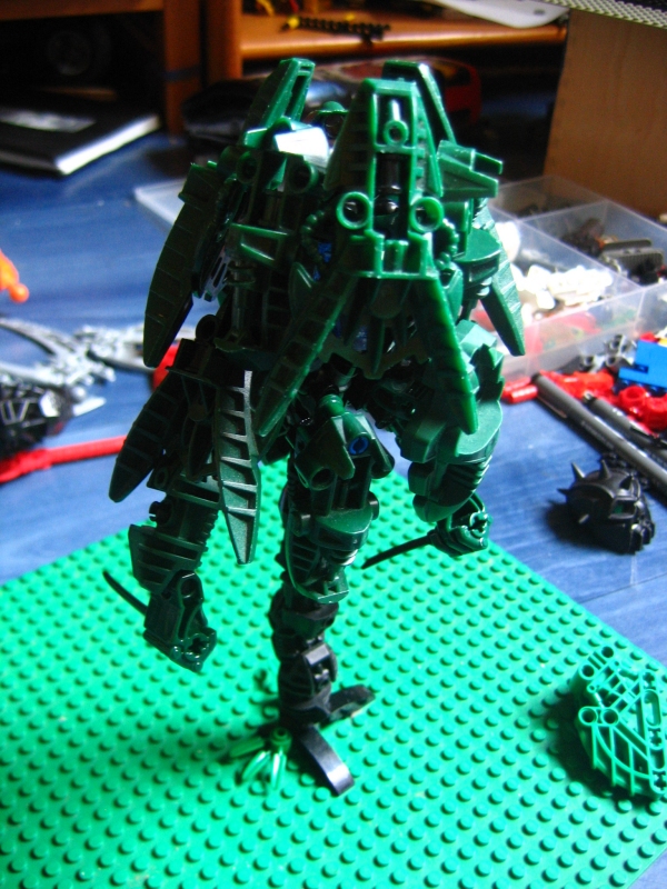 treeguy_005.jpg