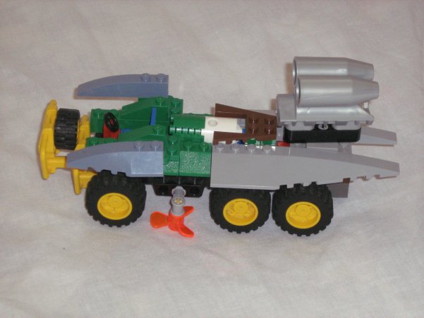 lego_lawnmower_001.jpg