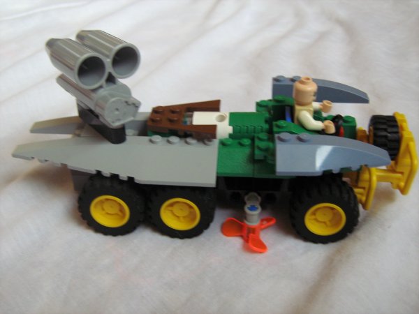 lego_lawnmower_004.jpg