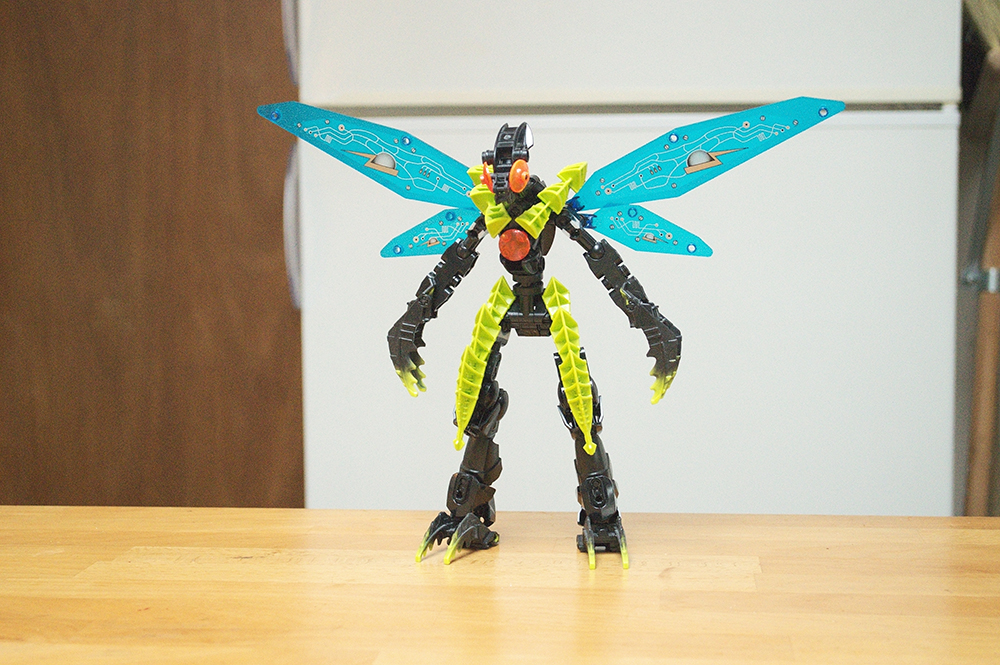 aptera_wings_02.jpg