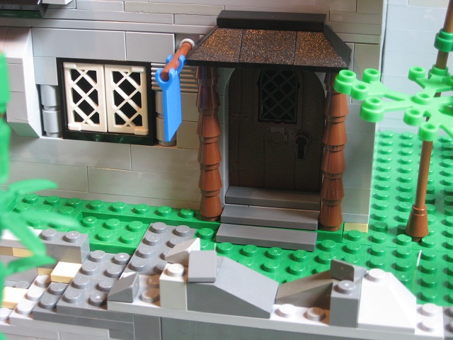 0014_house_entrance.jpg