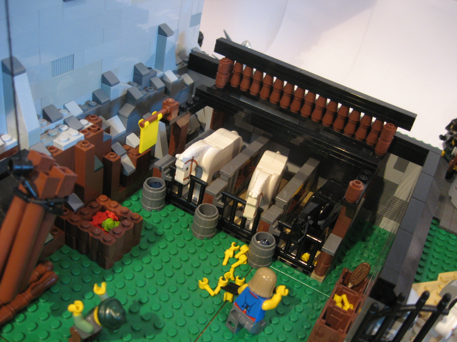044__stable.jpg