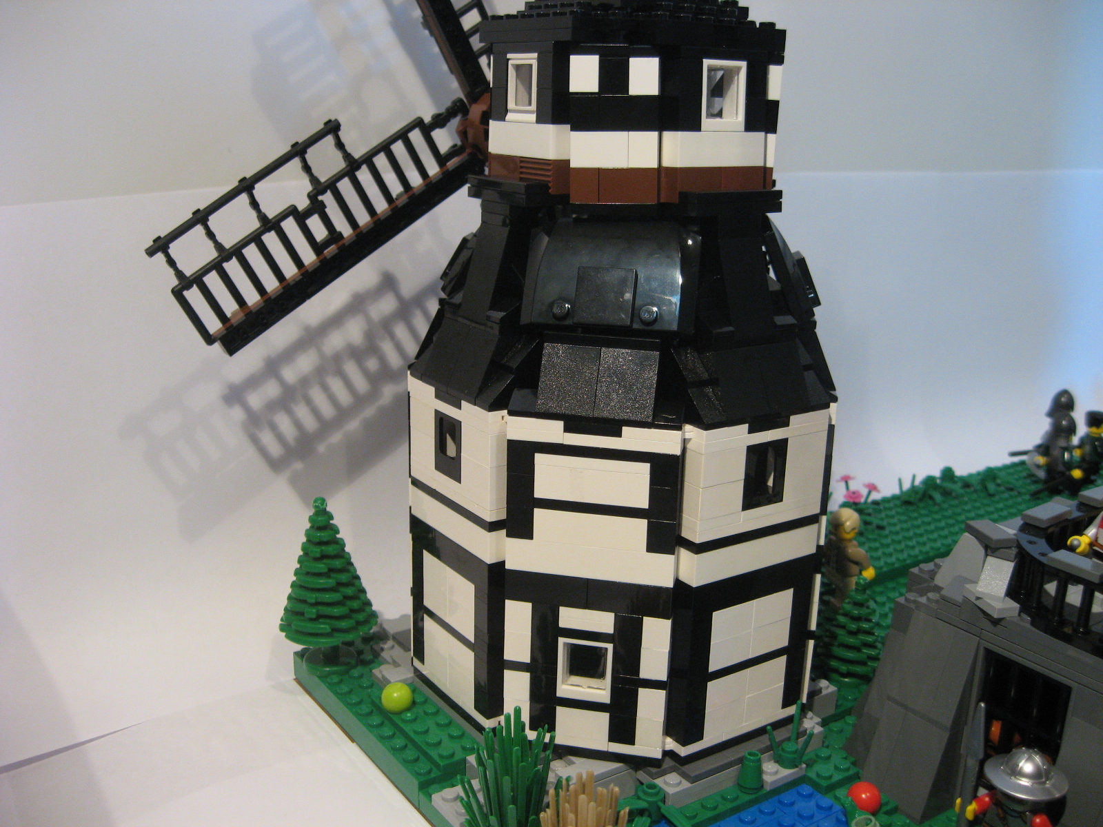050__windmill_detail2.jpg