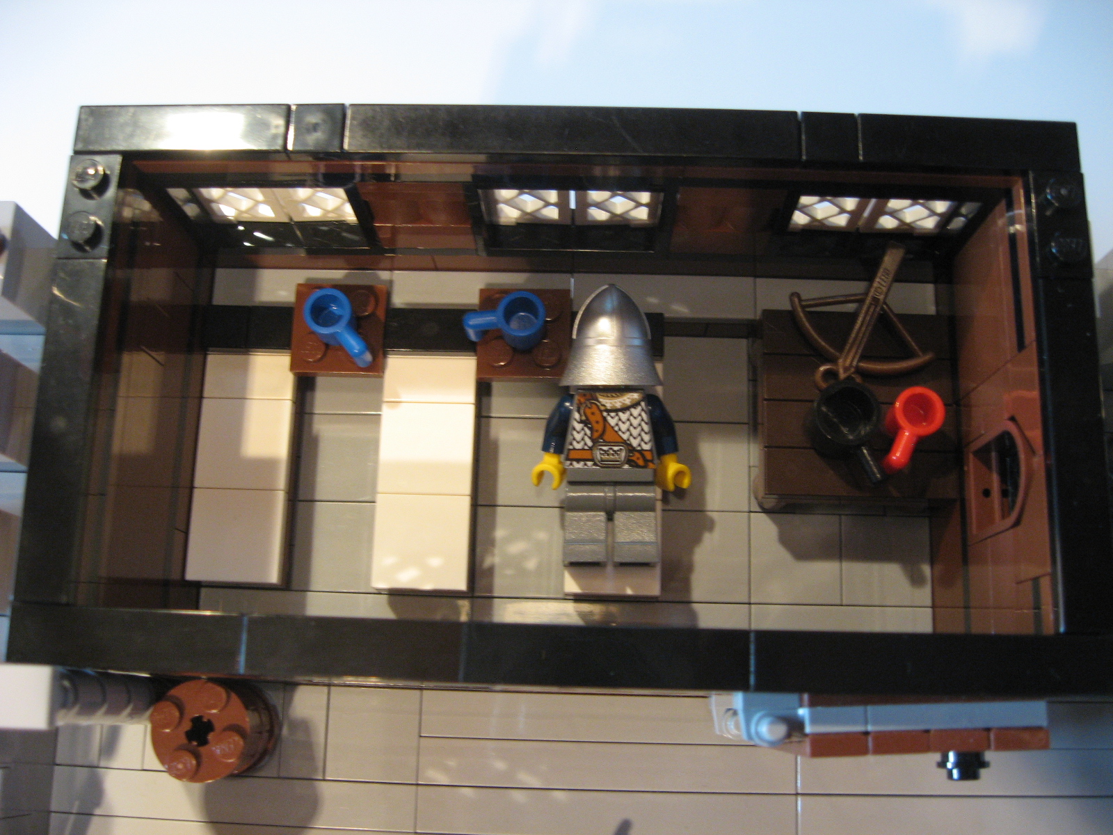 065__guards_house_inside.jpg