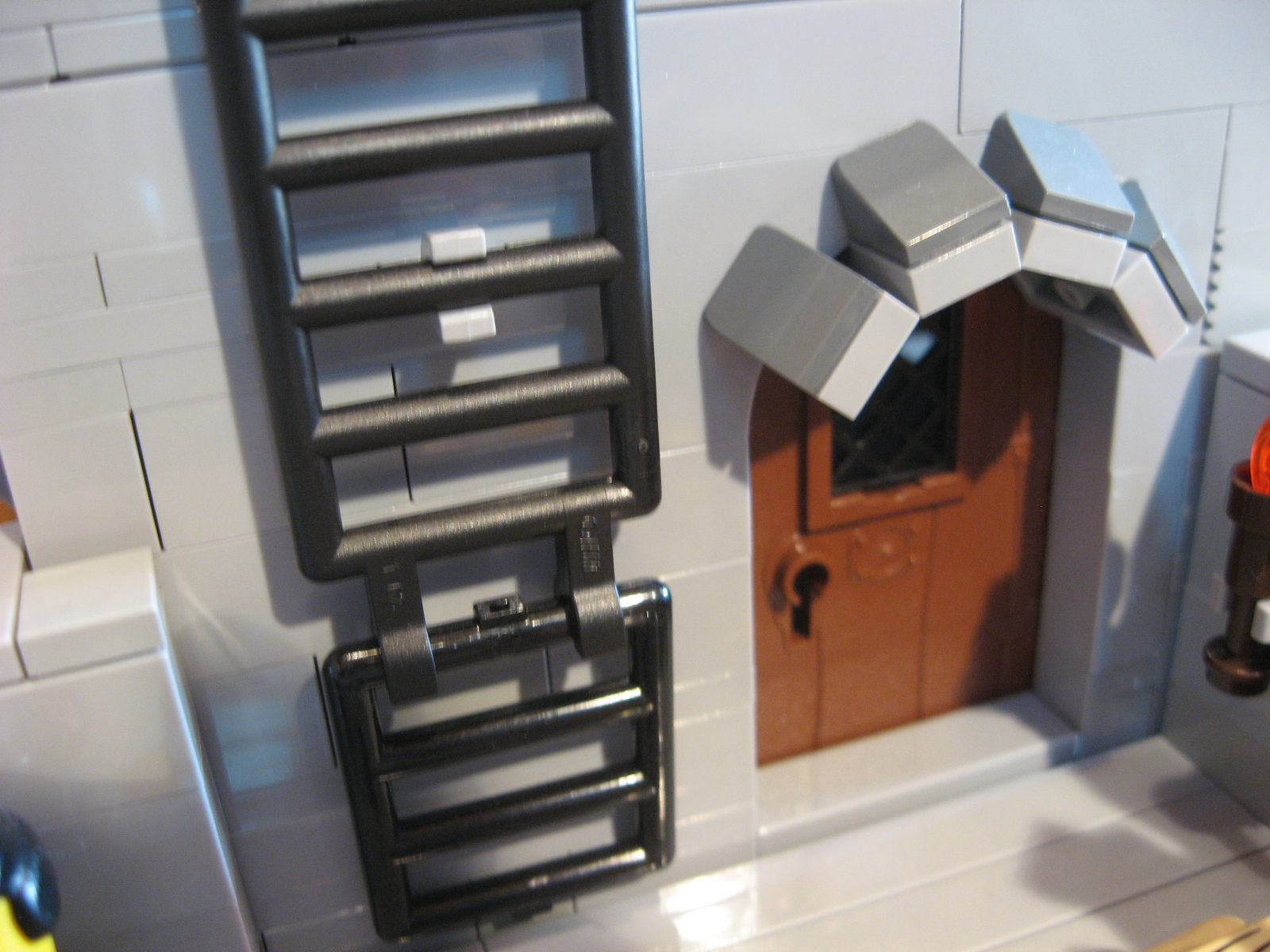 069__entrance_on_tower.jpg