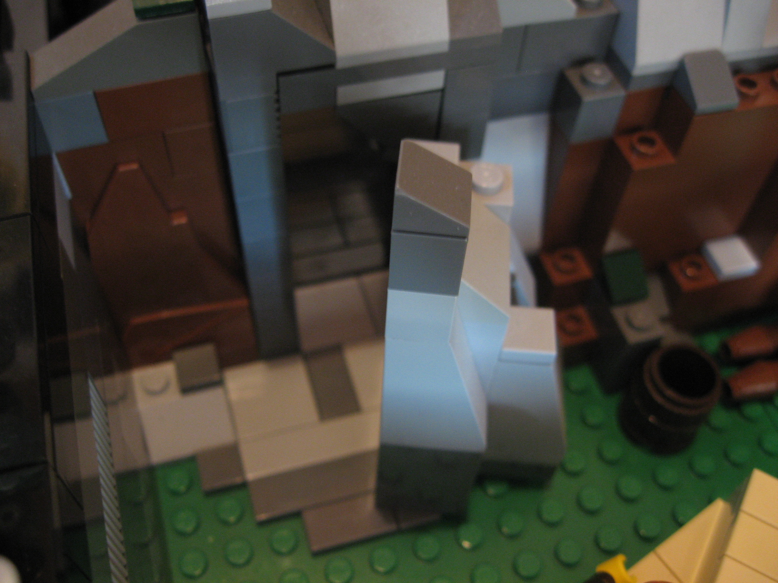 127__secret_entrance.jpg