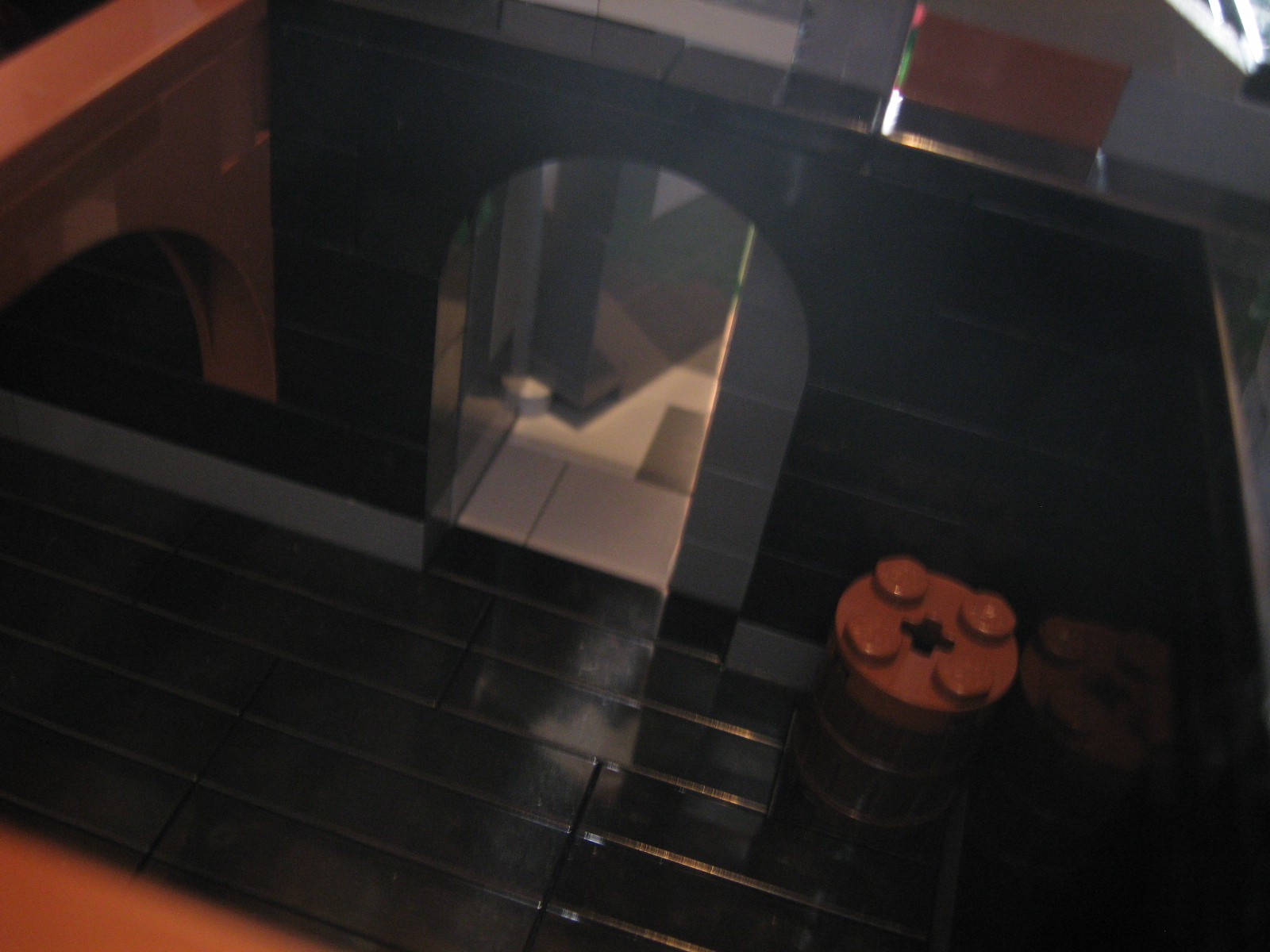 128__secret_entrance2.jpg