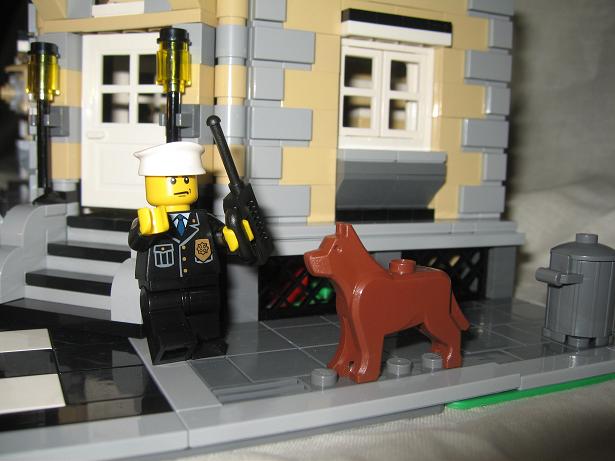 blohmton_police_station_03.jpg