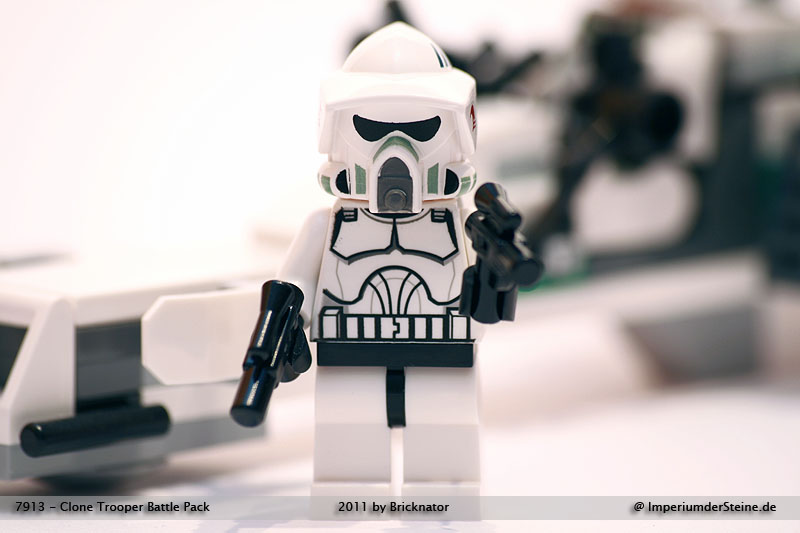 7913_clone_trooper_battle_pack04.jpg