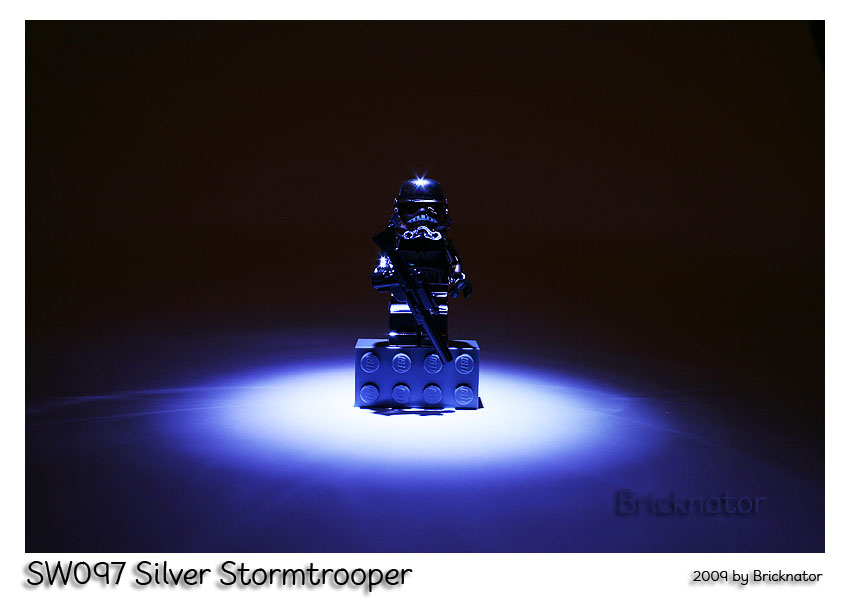 sw097_silver_stormtrooper08.jpg