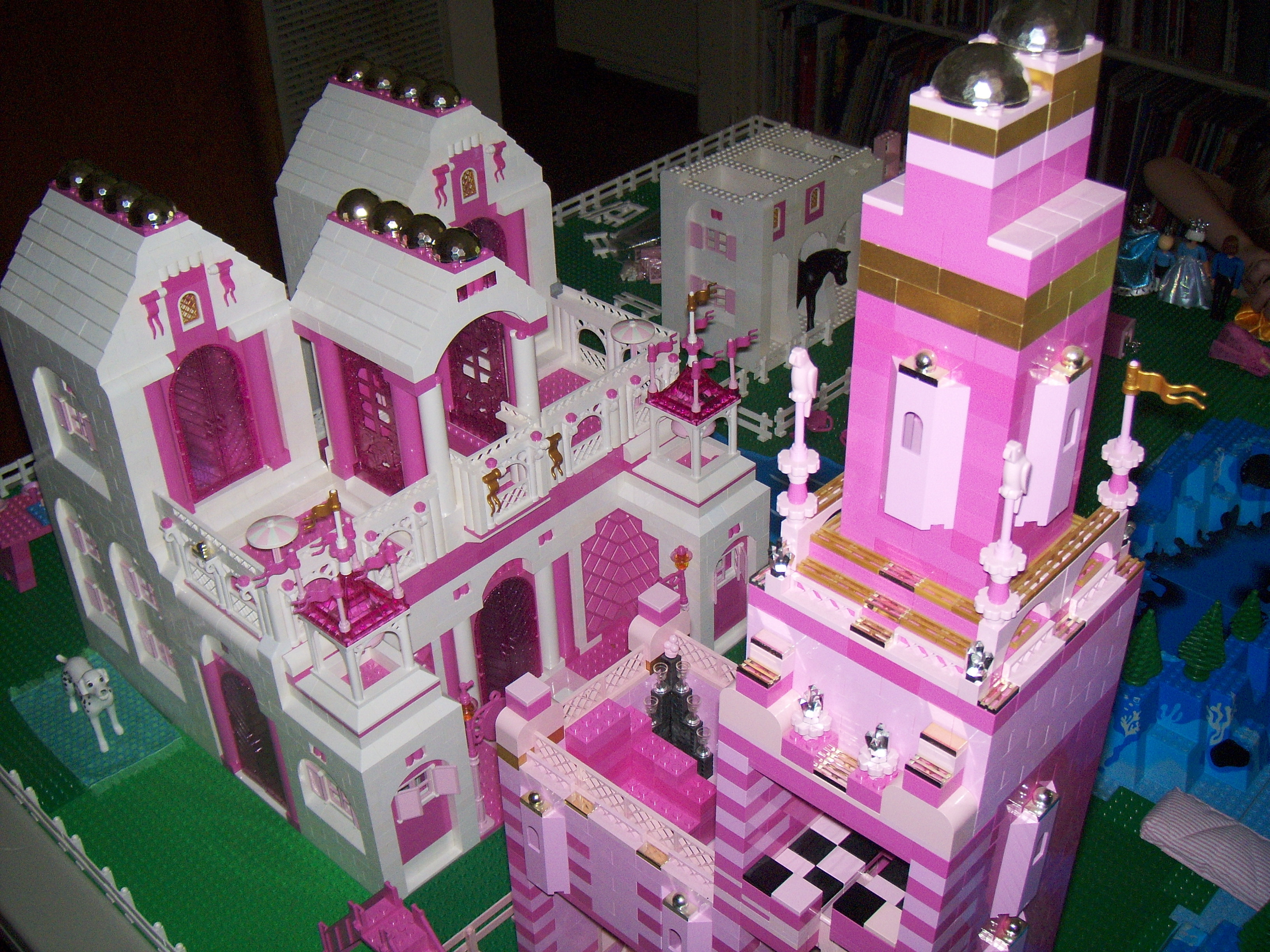 2008_palace_and_castle.jpg.jpg