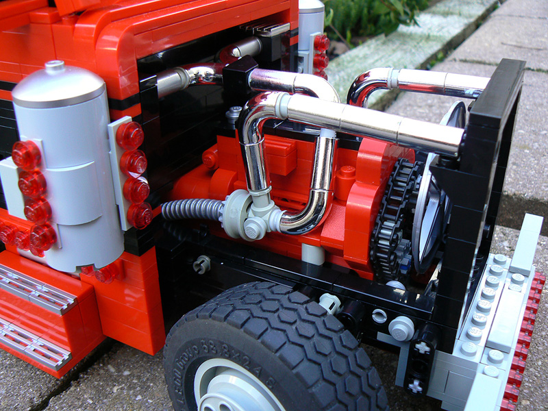 peterbilt_379_reefer_small_-_06.jpg