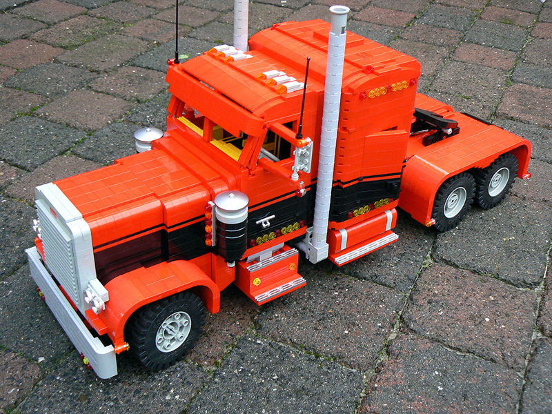 truck-02.jpg