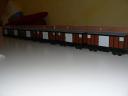 wagon6studs01.jpg
