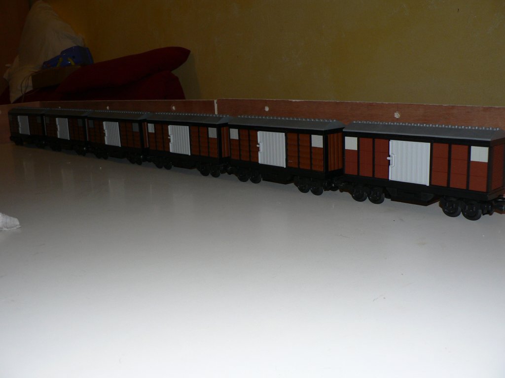 wagon6studs01.jpg