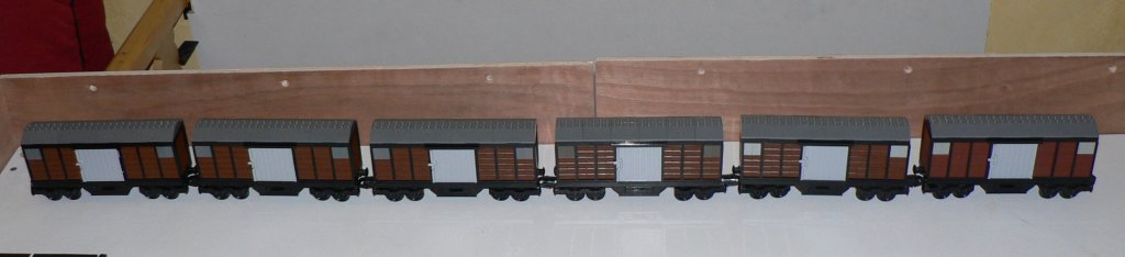 wagon6studs03.jpg