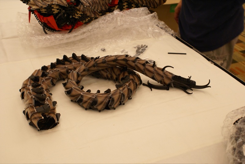 zdragonassembly003.jpg