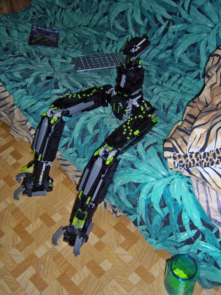 legs-and-lower-torso-sitting.jpg
