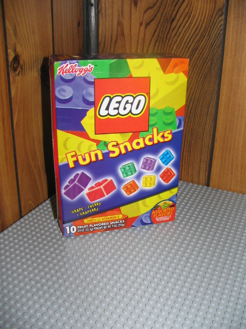 lego-snacks1.jpg