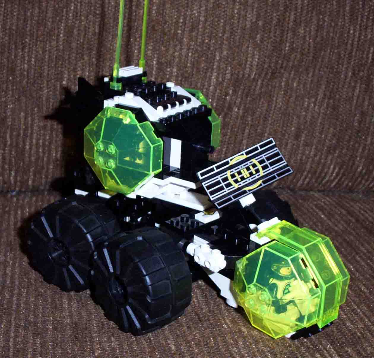 lego2.jpg