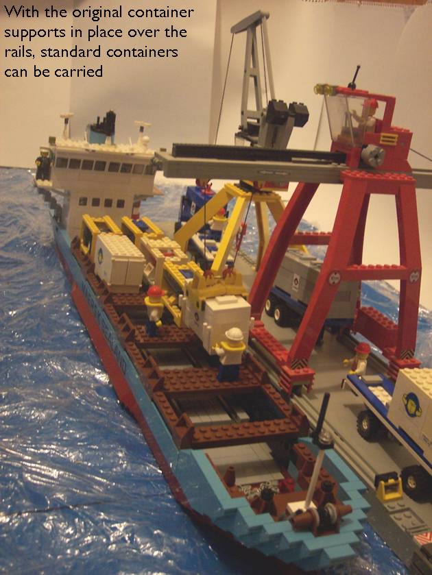 019_minifig_maersk_trainferry.jpg