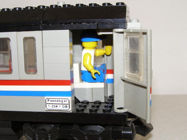 passenger_04.jpg
