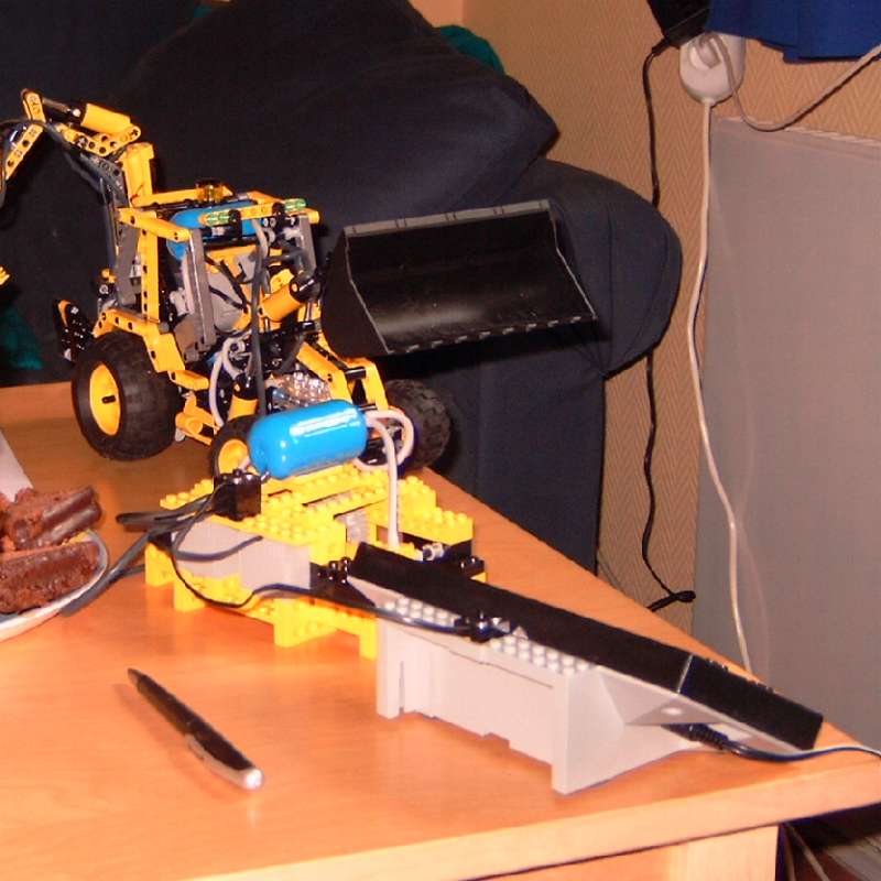 pneumatic-compressor-larsgjerloew.jpg