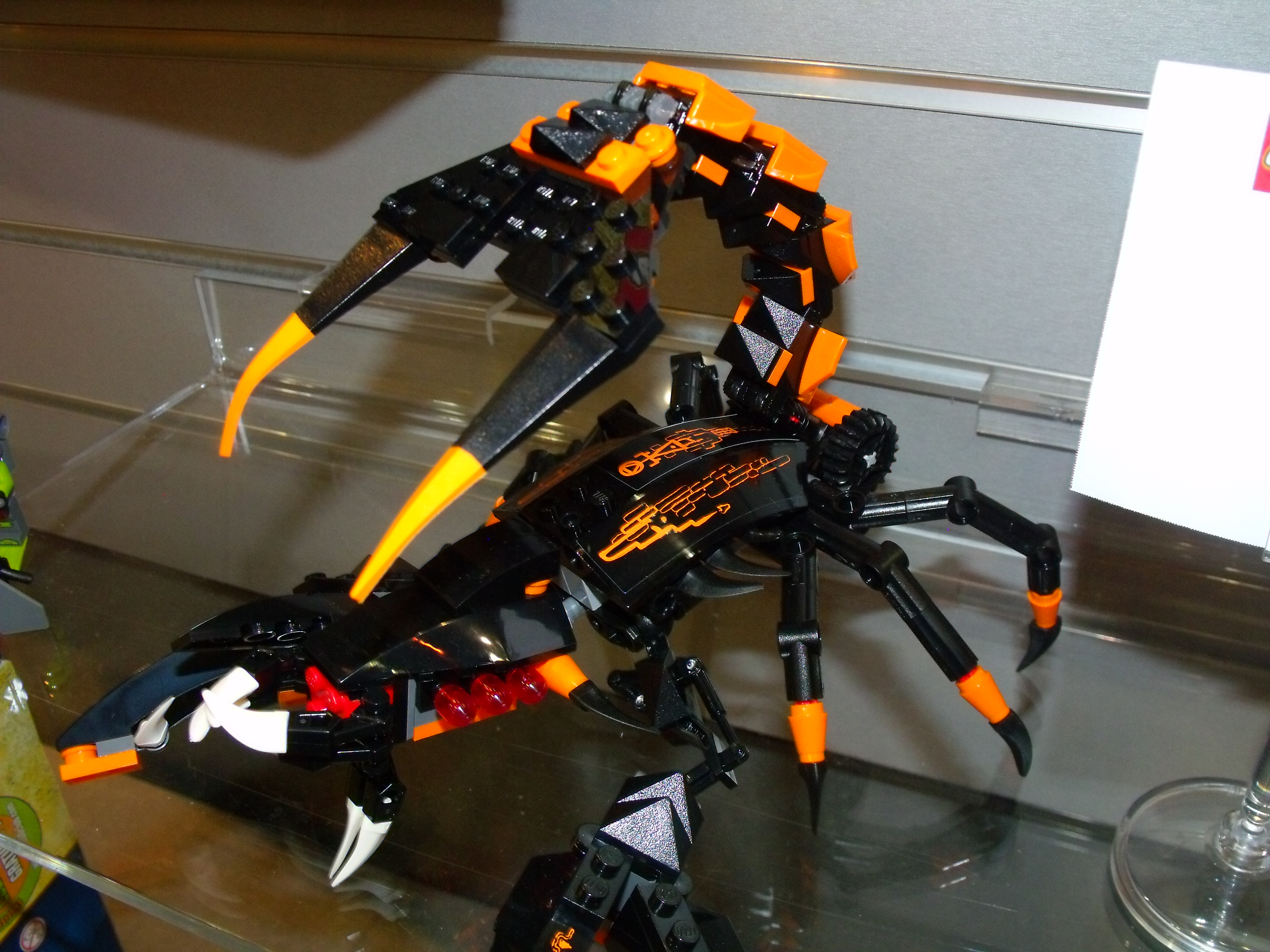 toy_fair_300.jpg