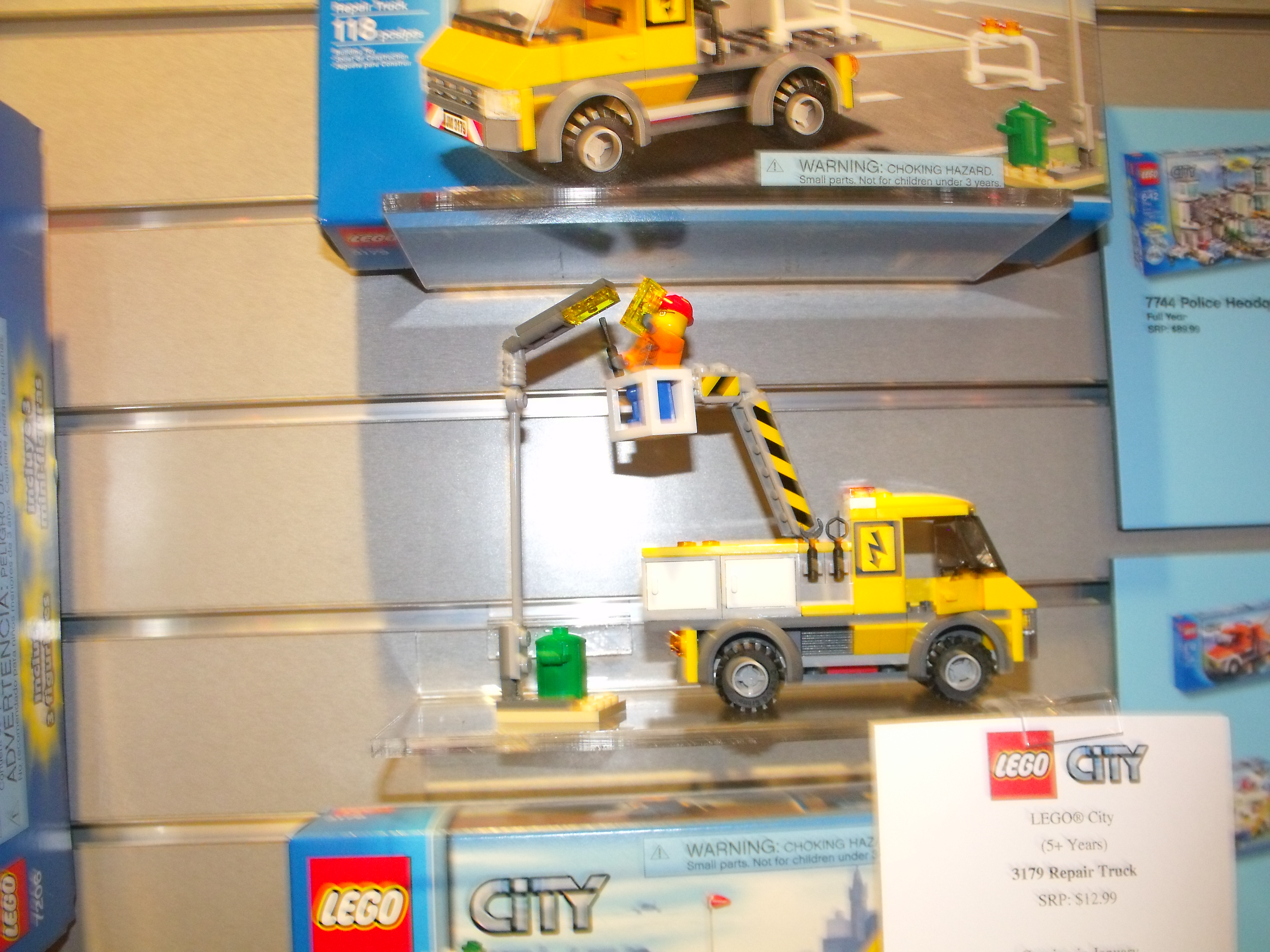 toy_fair_401.jpg