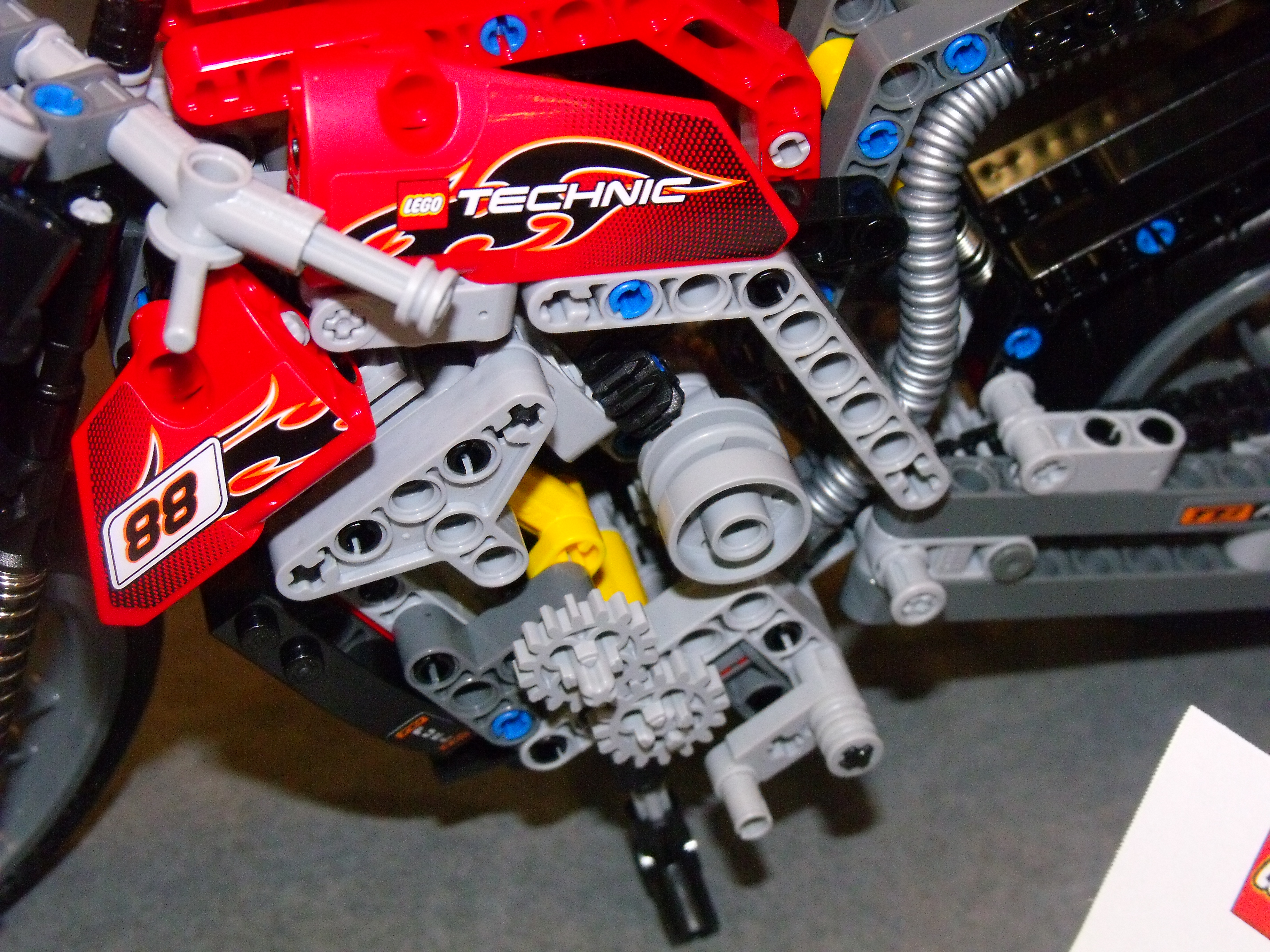 toy_fair_295.jpg