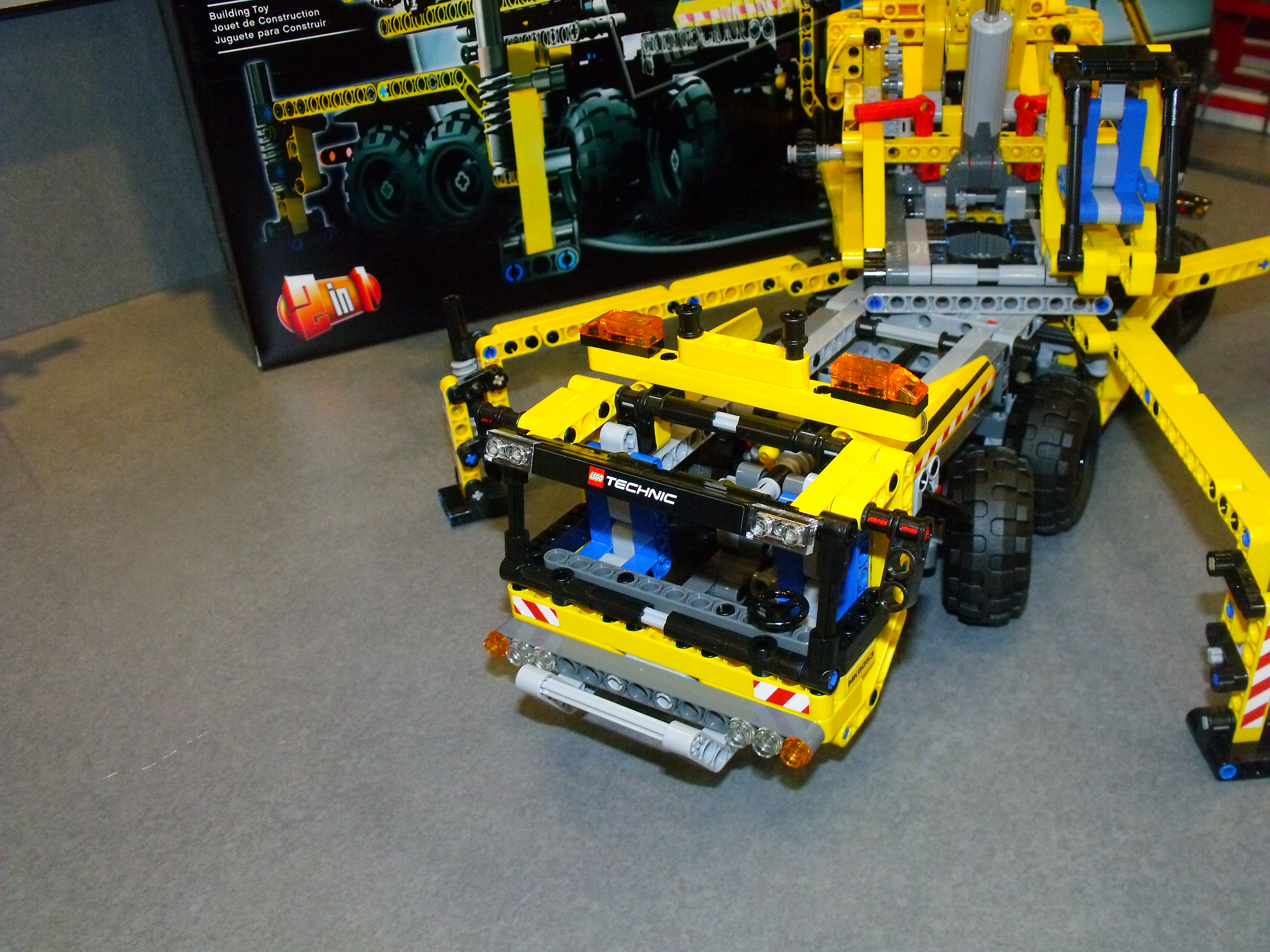 toy_fair_353.jpg