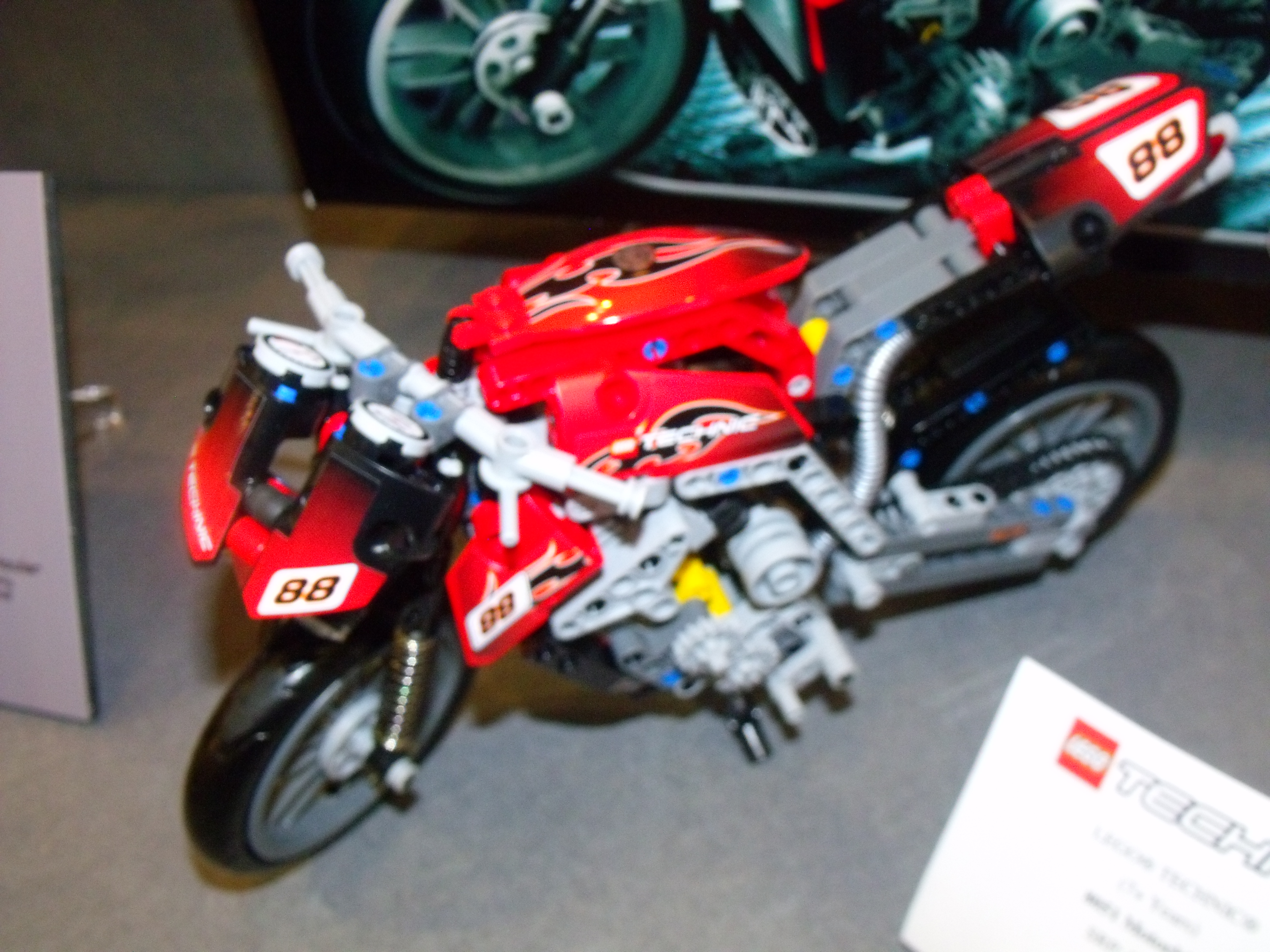 toy_fair_363.jpg