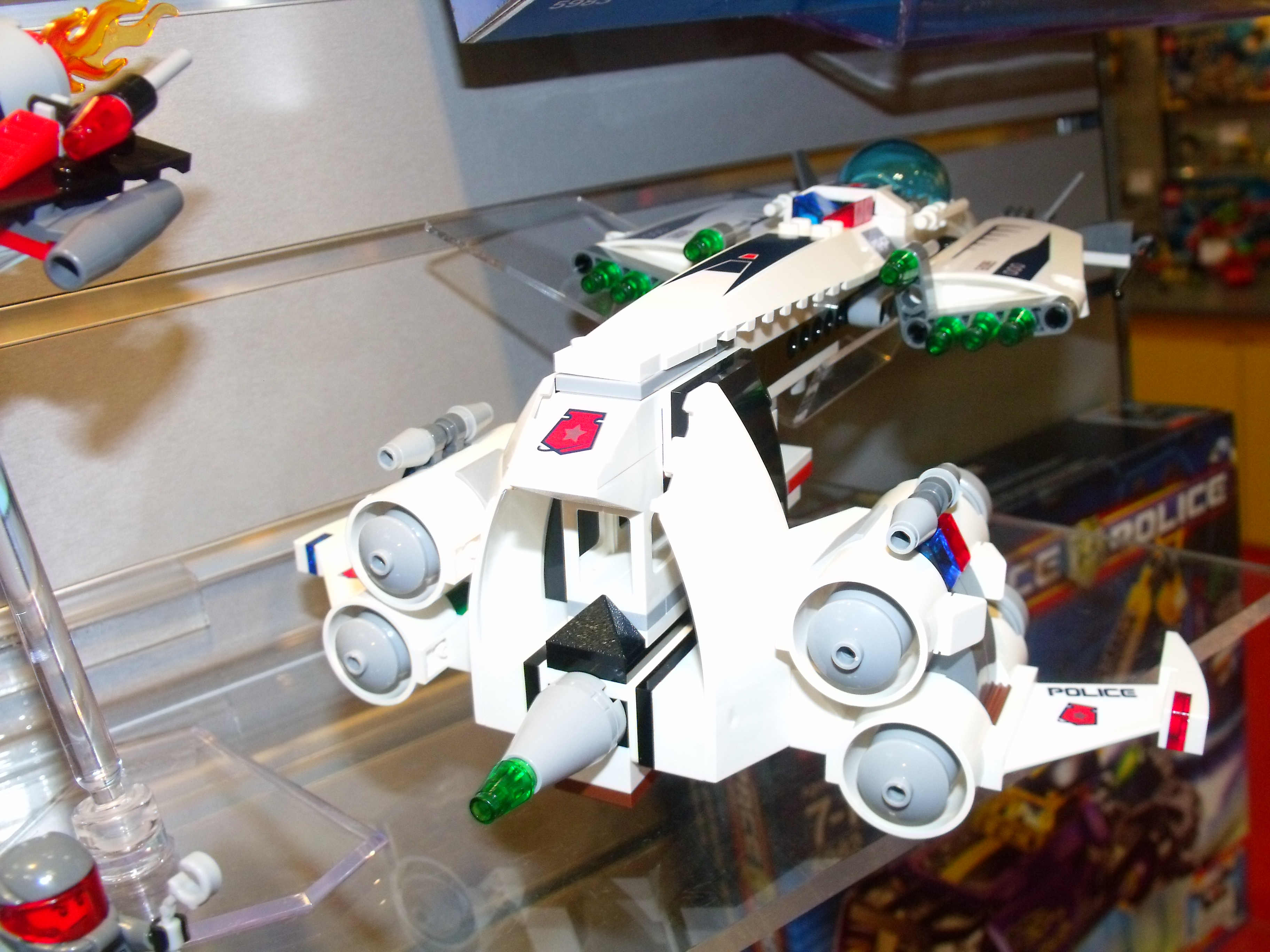 toy_fair_490.jpg